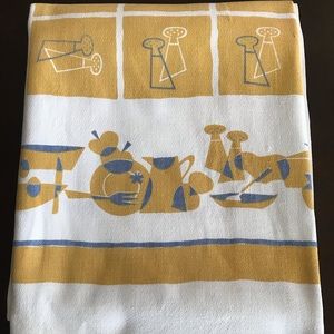 Vintage salt and pepper print tablecloth